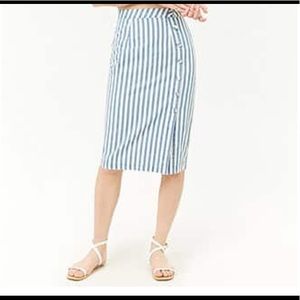 Front Button striped skirt